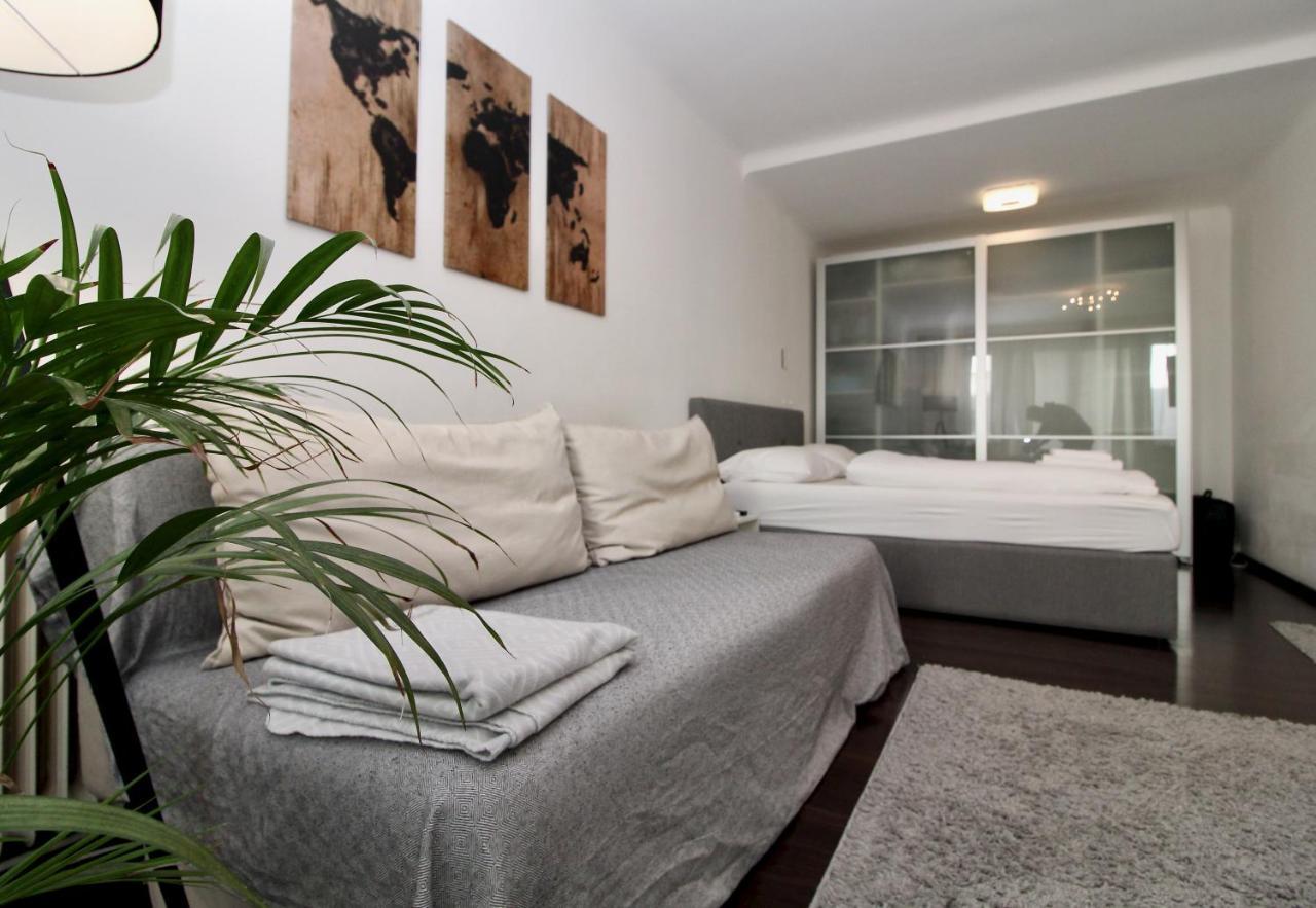 Balcony Apartment - Next To Opera Vienna Exterior photo